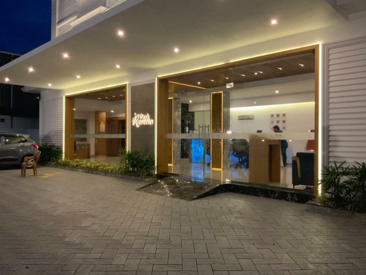 Hotel Park Residency Thrissur Eksteriør bilde