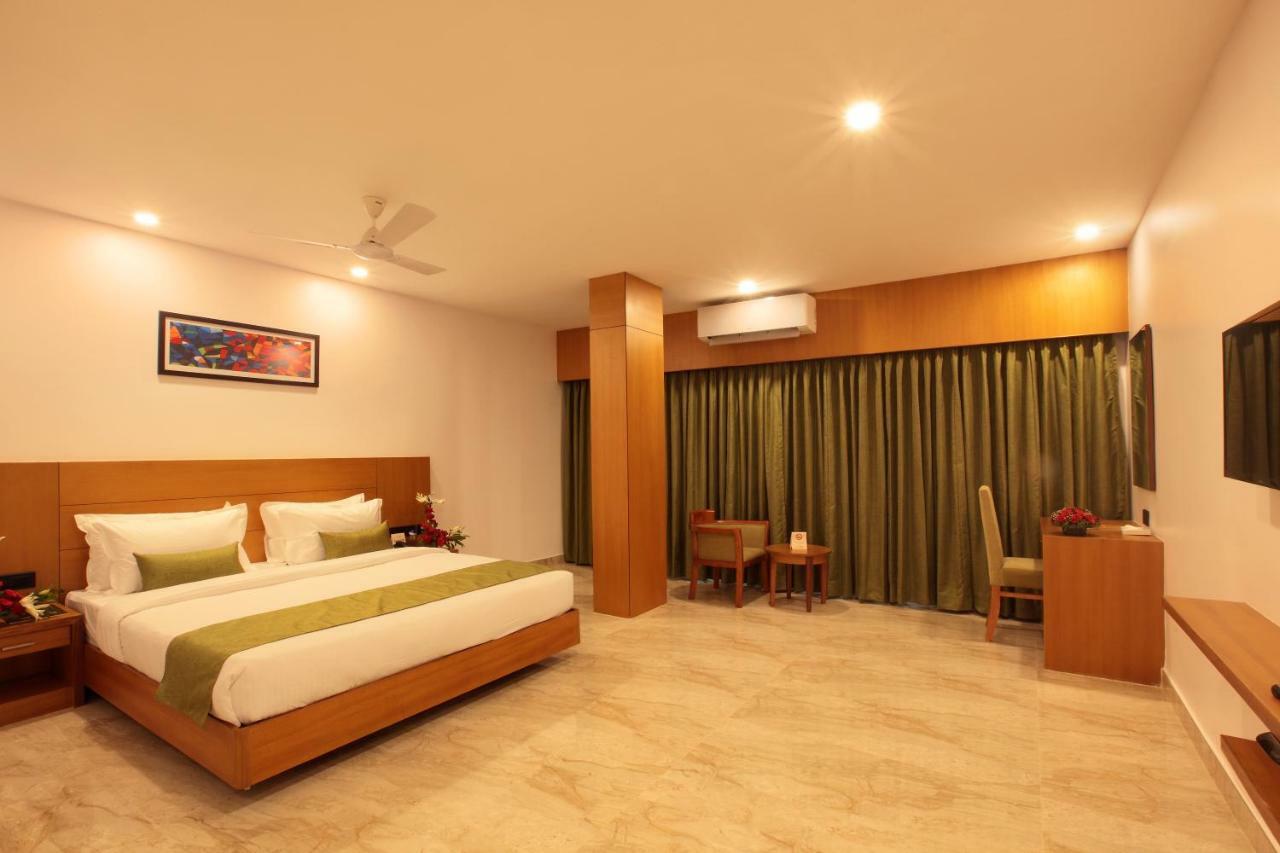 Hotel Park Residency Thrissur Eksteriør bilde